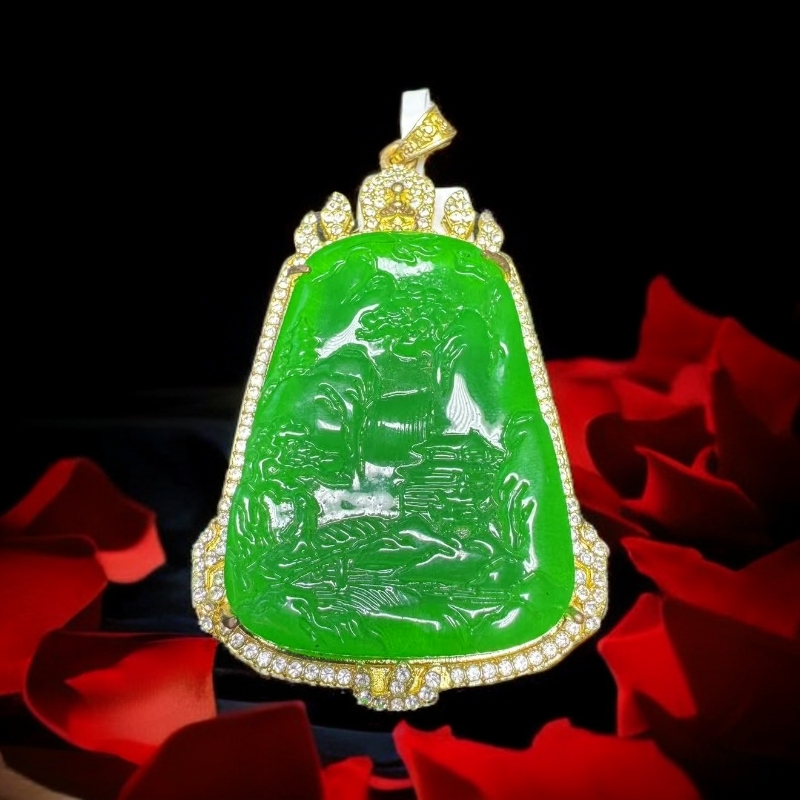 CT017苏雕大件厚装满绿山水吊坠