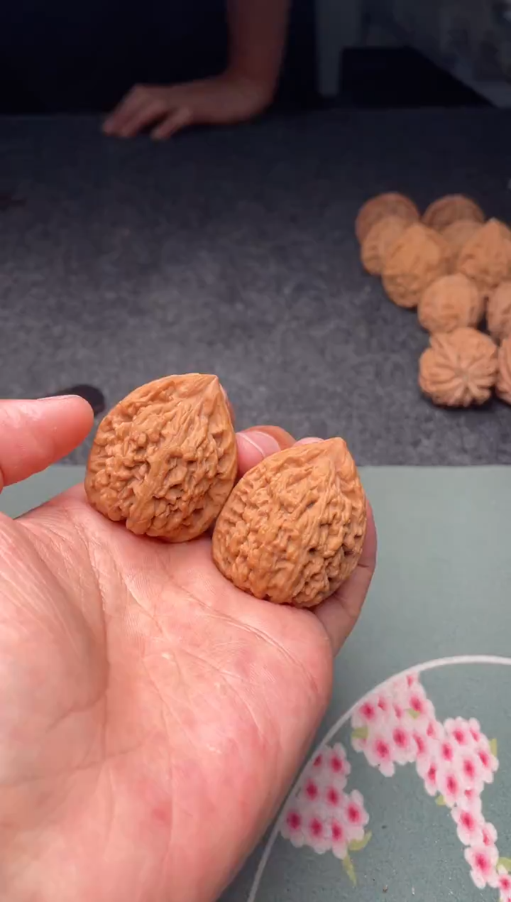 把件文玩核桃a120  蚂蚁王  35尺