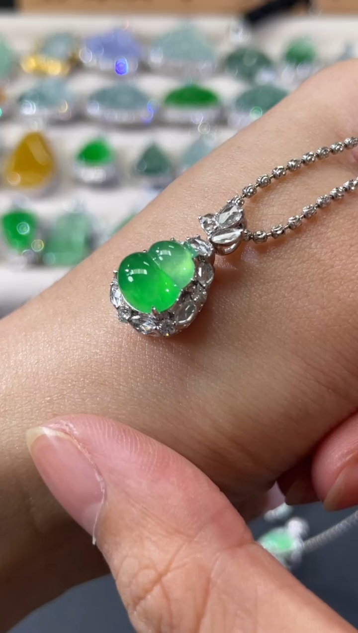 吊坠(不含链)18K金镶嵌翡翠.***洁A679|39800