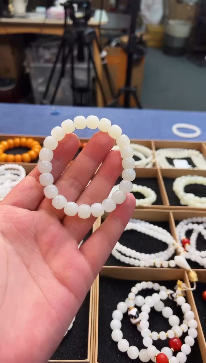 未镶嵌手链和田玉羊脂单圈