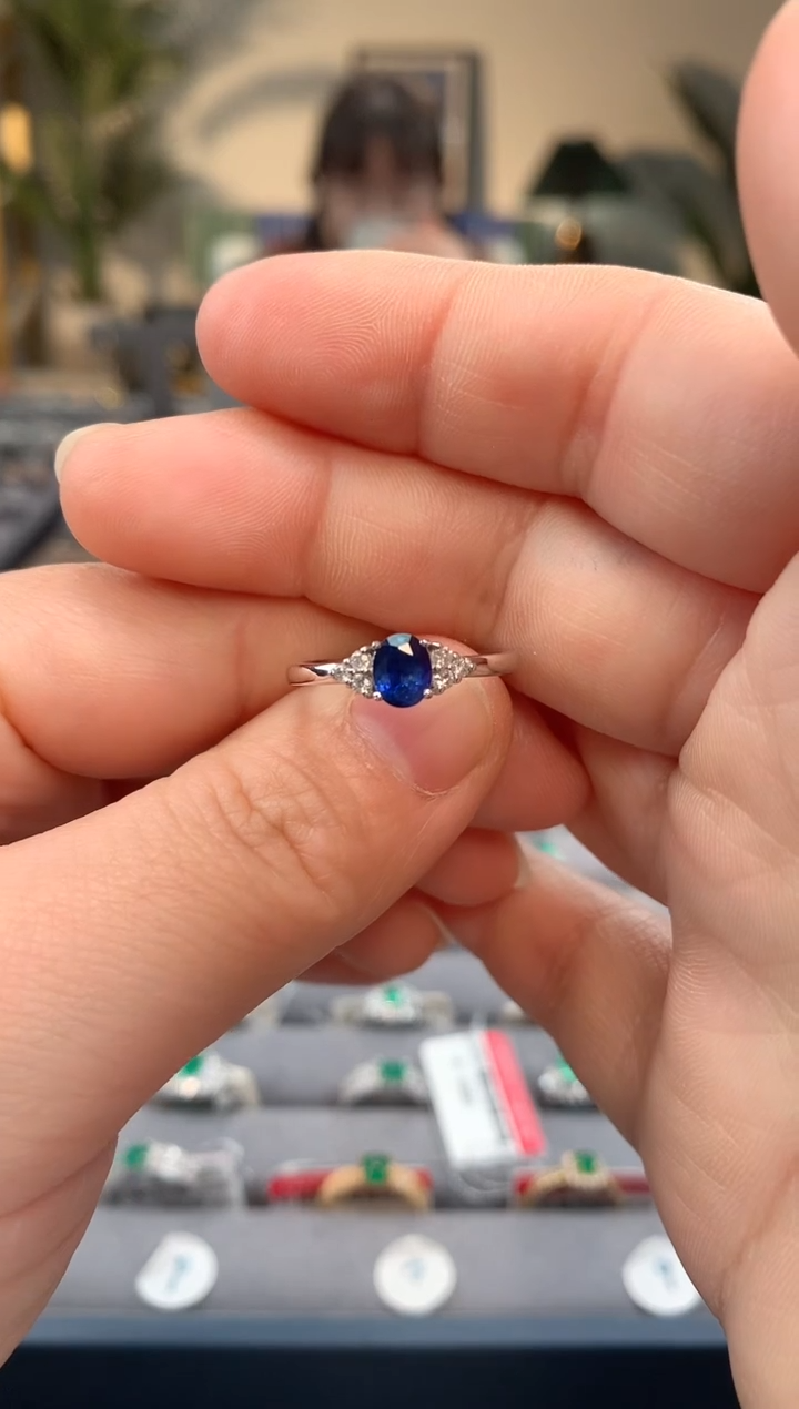 【闪购商品】蓝宝石戒指铂Pt950镶嵌蓝宝石