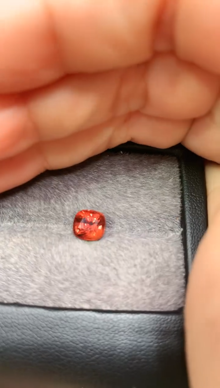 【闪购商品】定制尖晶石裸石未镶嵌枕型 焦糖色调 1.80ct