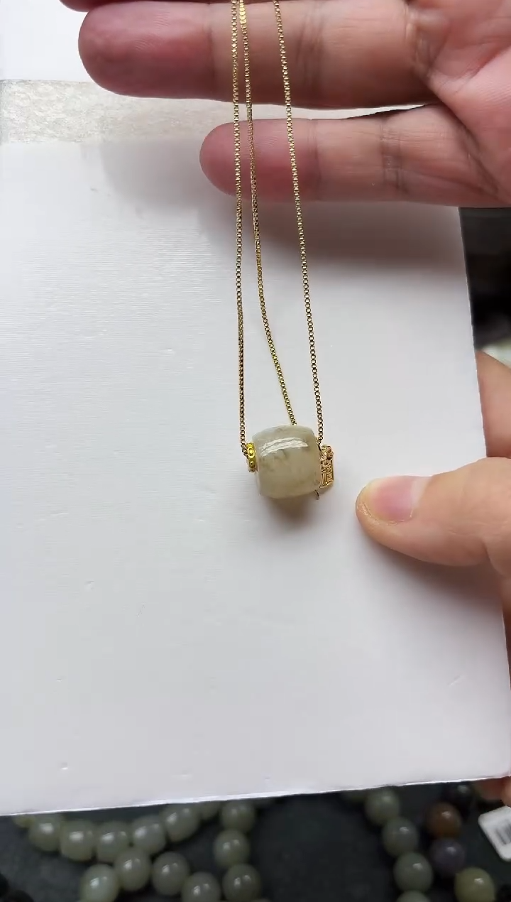 未镶嵌手链和田玉糖白转运珠