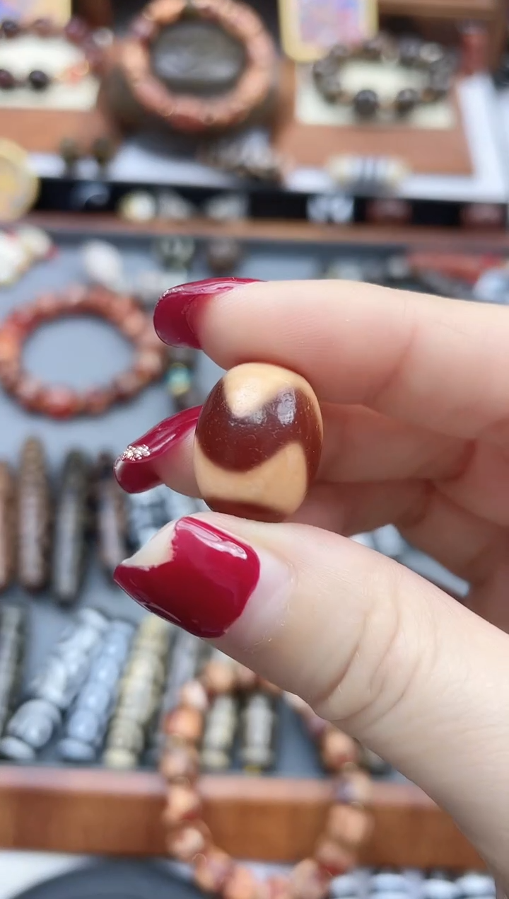 【闪购商品】玛瑙/玉髓珠珠未镶嵌金蟾红肉牙牙