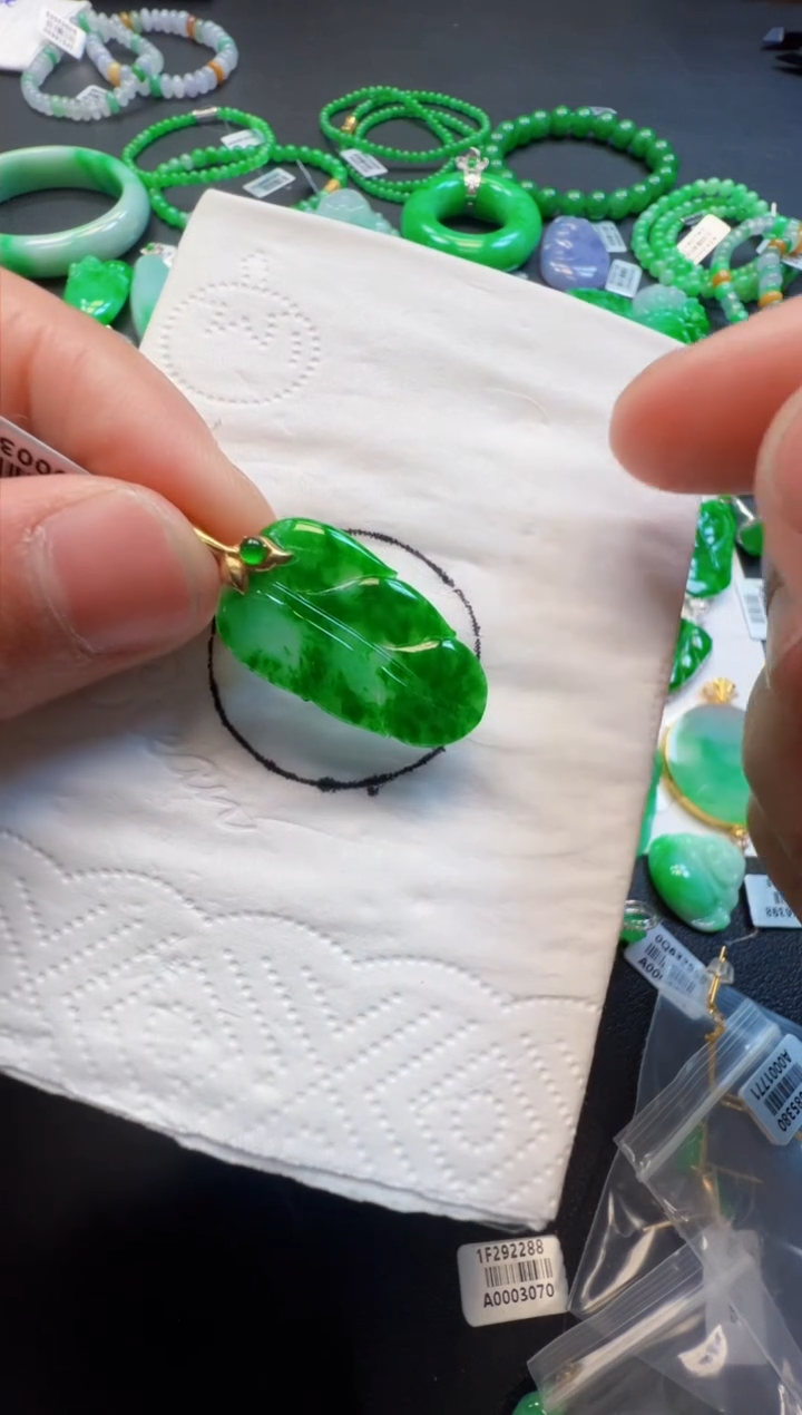 【闪购商品】定制翡翠18K金镶嵌980元