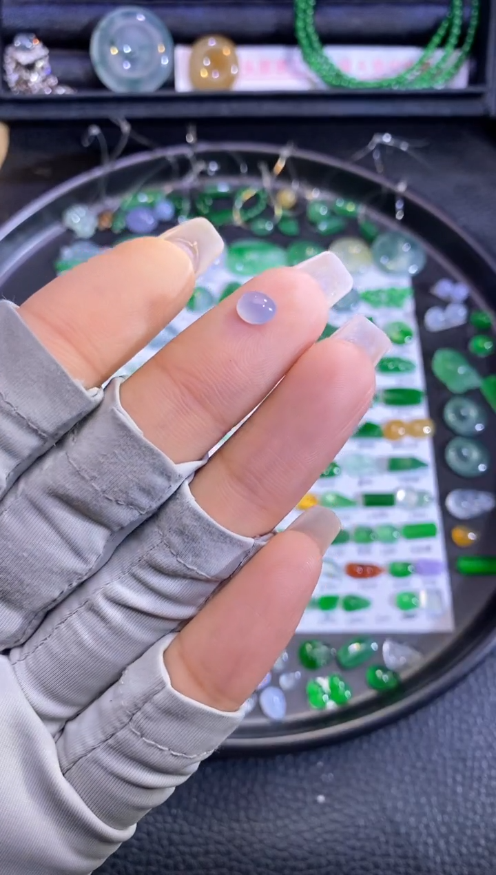 未镶嵌挂件翡翠蛋