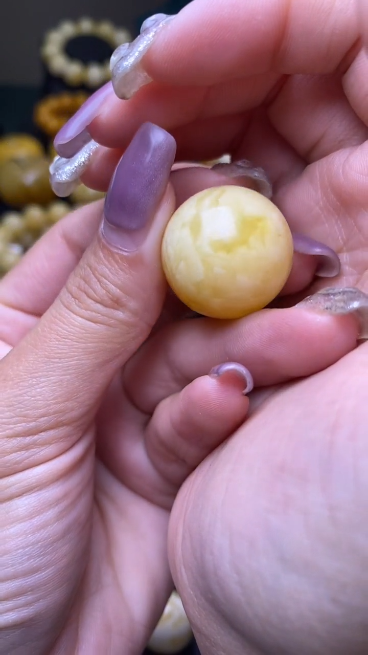 【闪购商品】琥珀裸石未镶嵌葵. 27