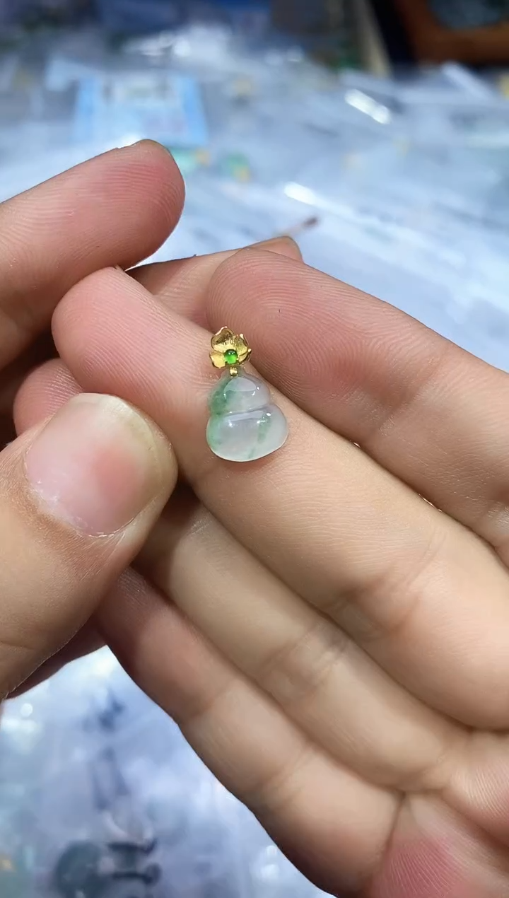 翡翠18K金镶嵌颈饰250528365