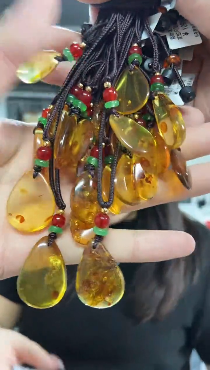 【闪购商品】琥珀（花珀）裸石未镶嵌多样性发其一颜色微差