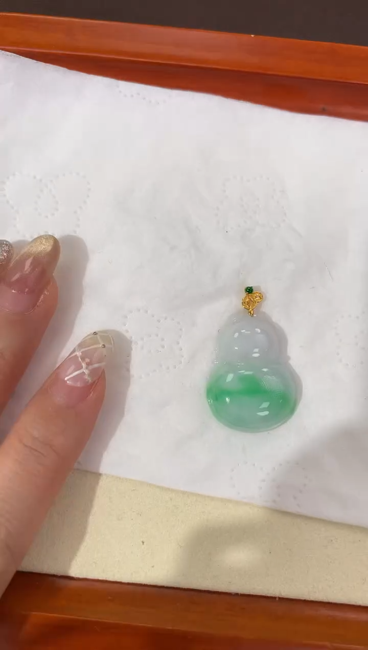 【闪购商品】翡翠颈饰18K金镶嵌天然缅甸a货翡翠