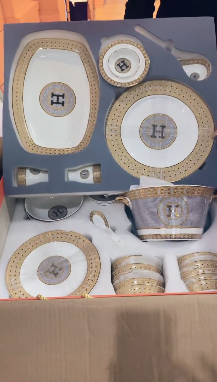 【闪购商品】杯鸿辉家品牌瓷器，京东包邮！