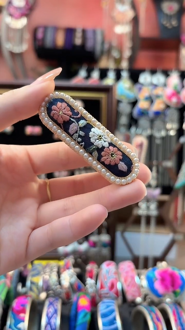 织绣 云织谣民族风精美饰品  155