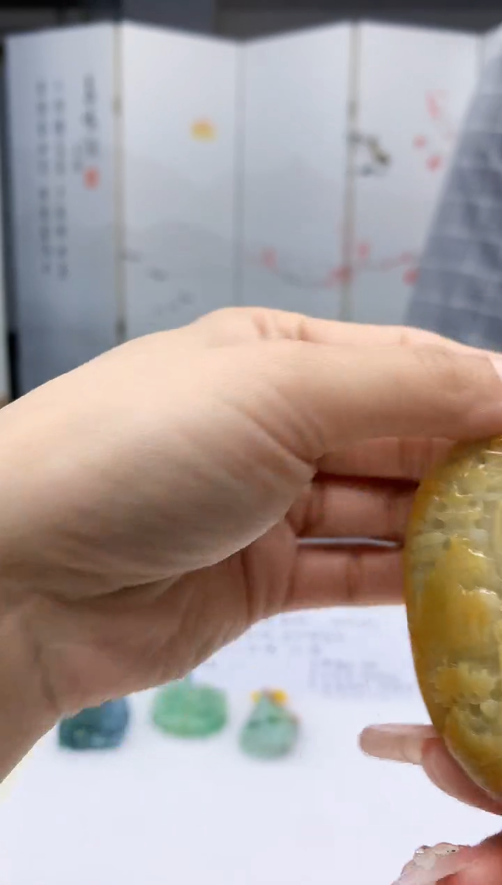 【闪购商品】定制翡翠未镶嵌5153lr-毛货挂件