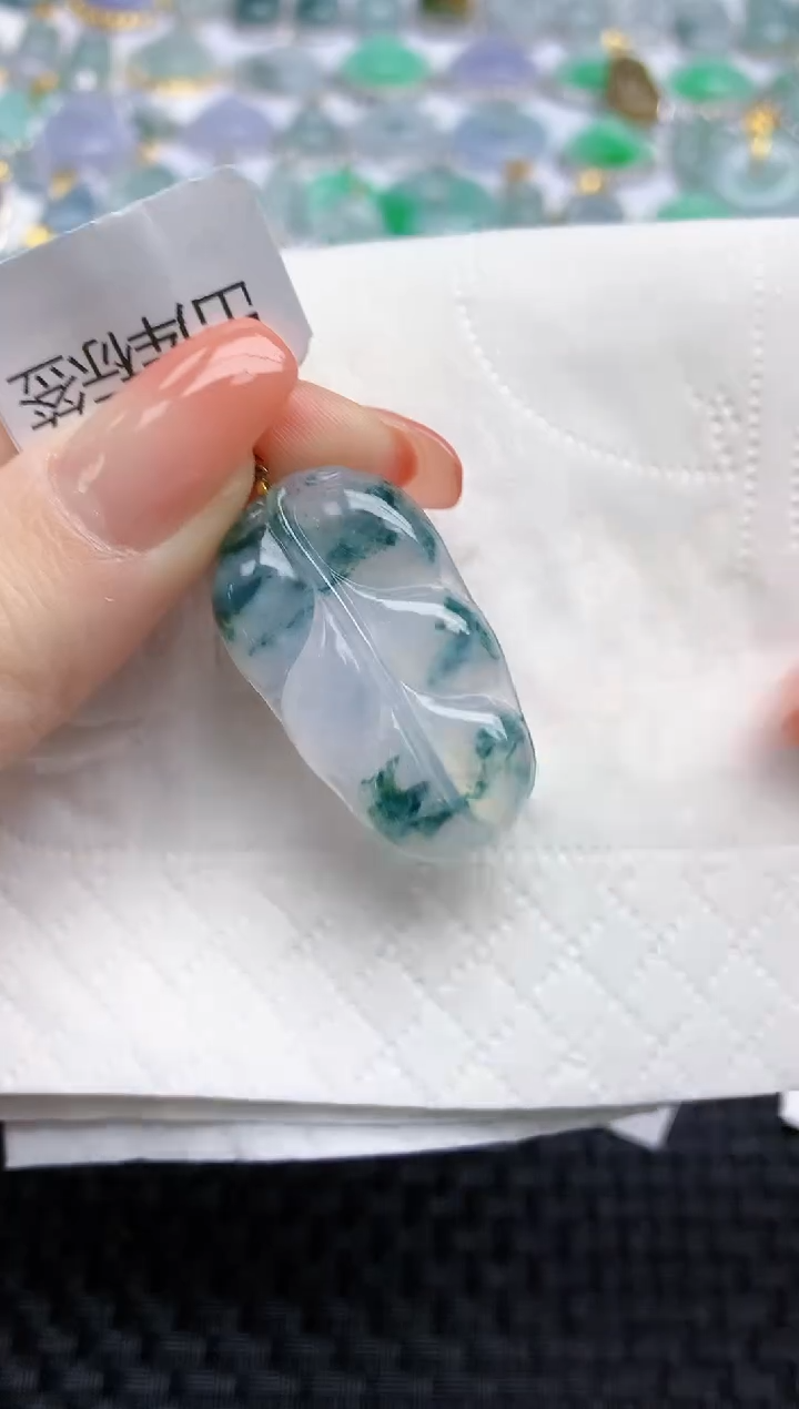 【闪购商品】翡翠颈饰18K金镶嵌天然翡翠A货