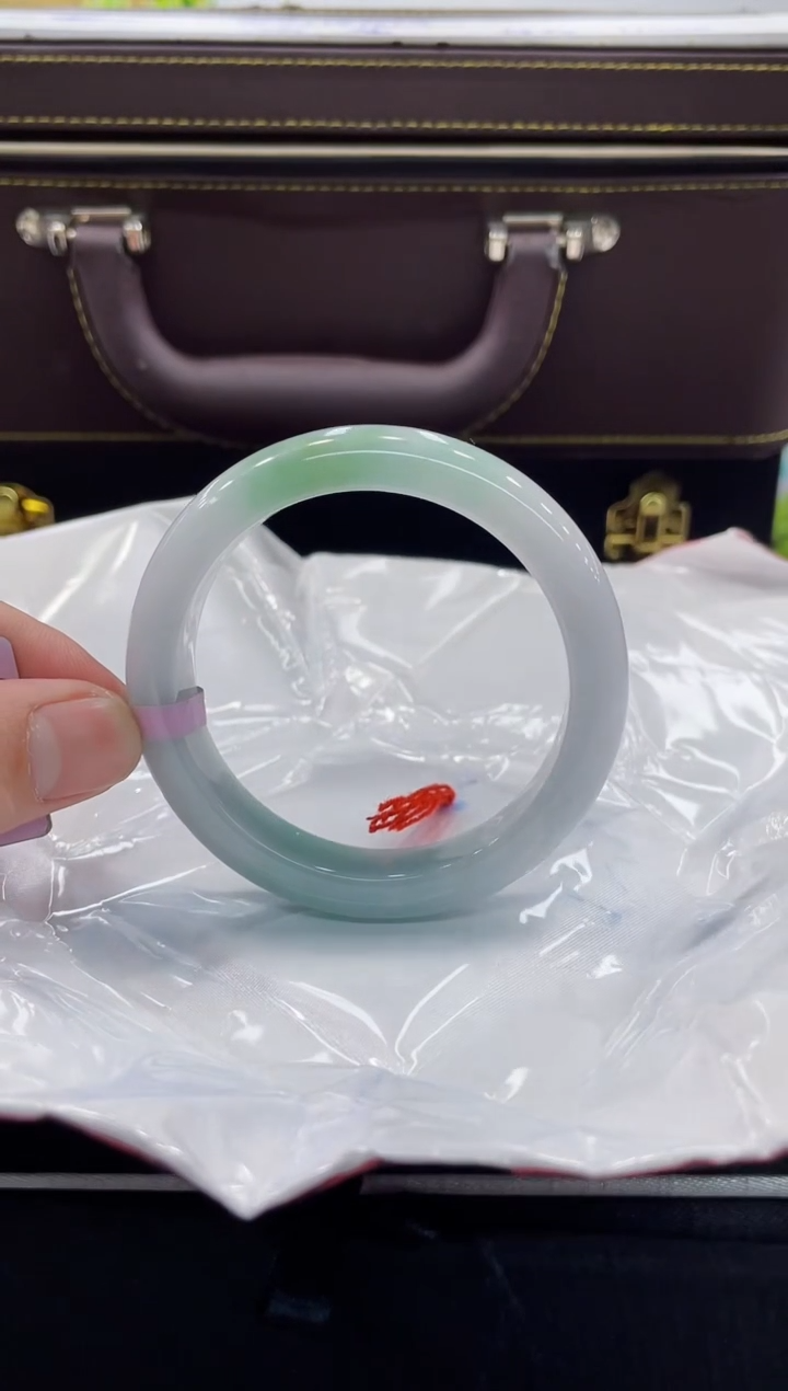 【闪购商品】翡翠手镯未镶嵌手镯