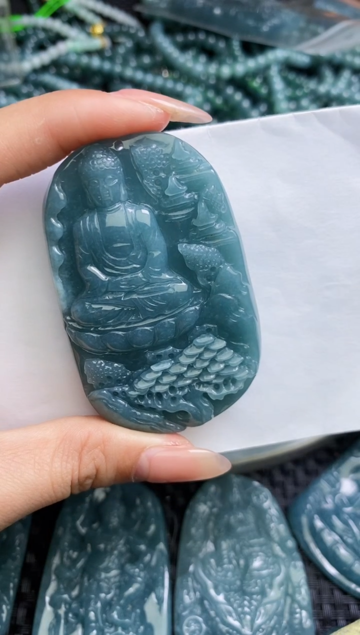 【闪购商品】翡翠颈饰未镶嵌