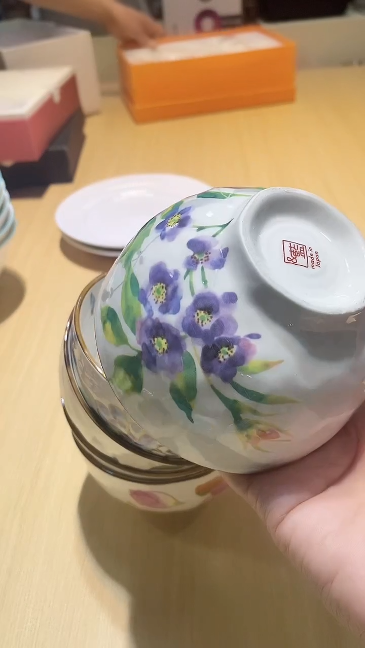 【闪购商品】瓷片锅碗瓢盆一件不剩