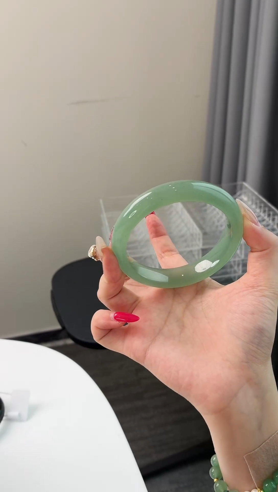 未镶嵌手镯石英质玉29.64