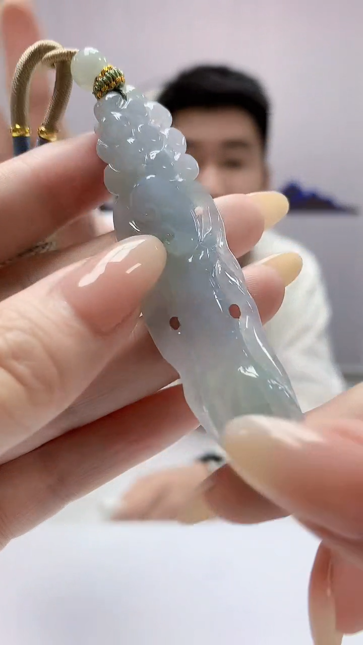 【闪购商品】定制翡翠未镶嵌5028DD-毛货挂件人参40