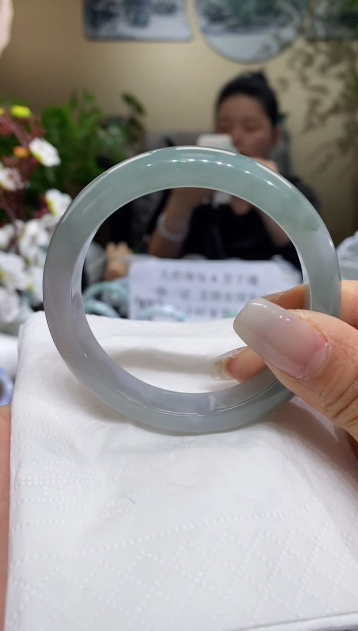 翡翠未镶嵌手镯翡翠