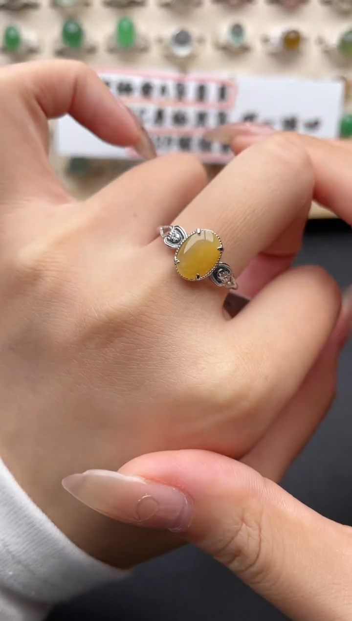 【闪购商品】翡翠戒指银S925镶嵌一物一证一礼盒