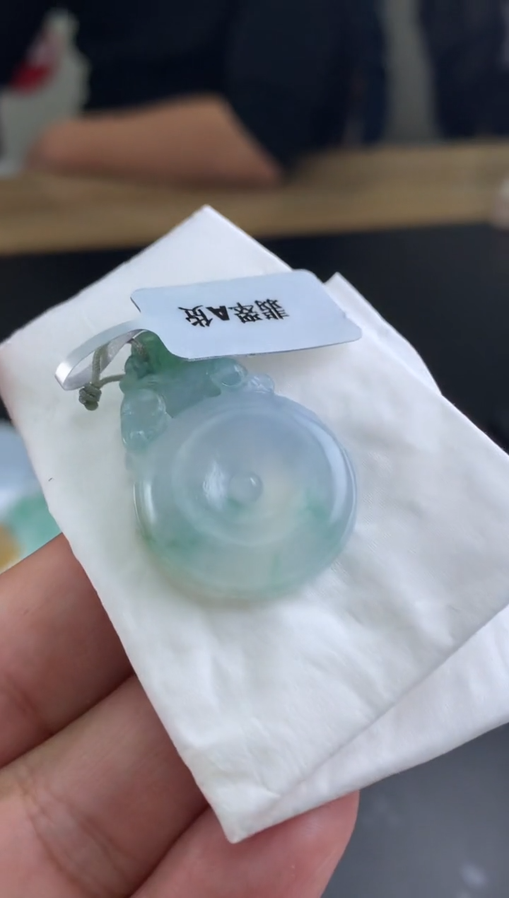 【闪购商品】定制翡翠未镶嵌翡翠