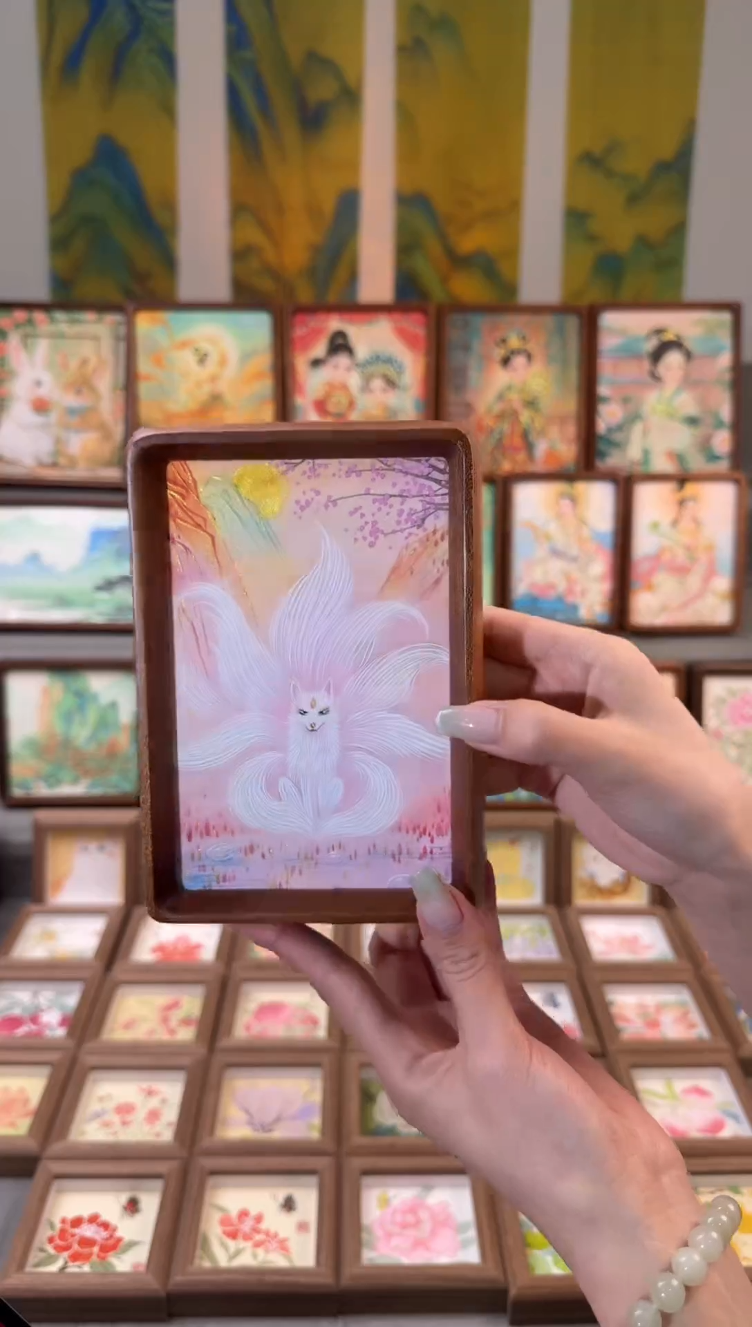 国画九尾 手绘国画6寸