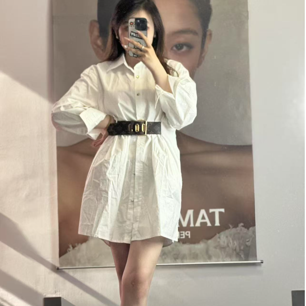 宽松型秋季长袖拼接条纹翻袖衬衫常规款连衣裙