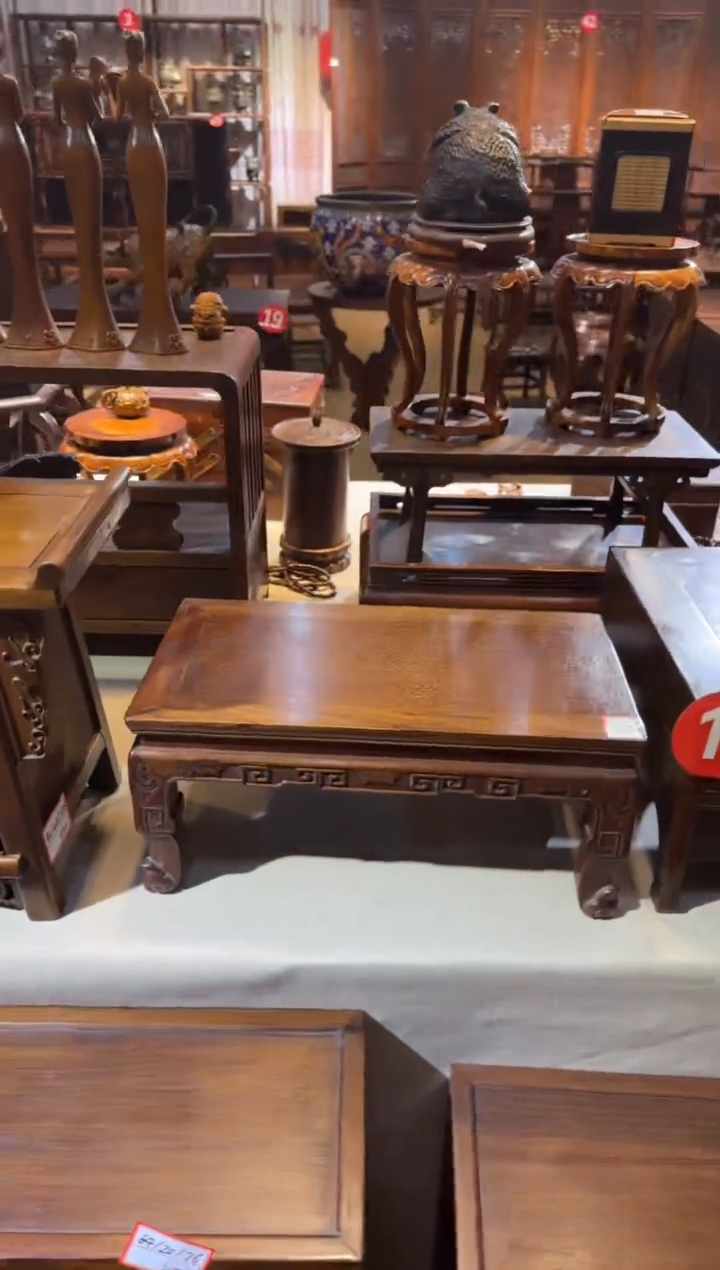 木小底座   40/21/18高