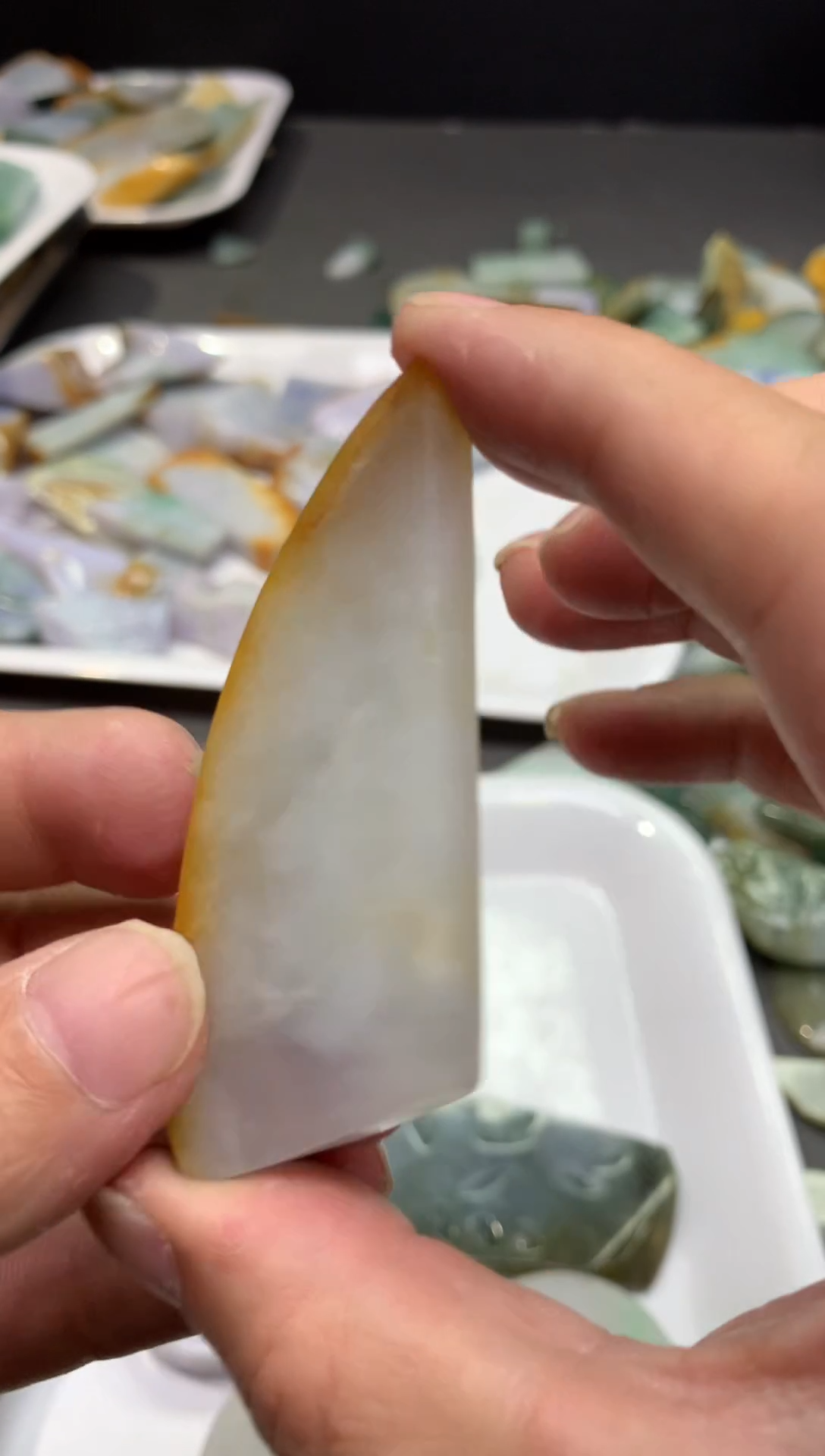 【闪购商品】翡翠颈饰未镶嵌天然翡翠A货