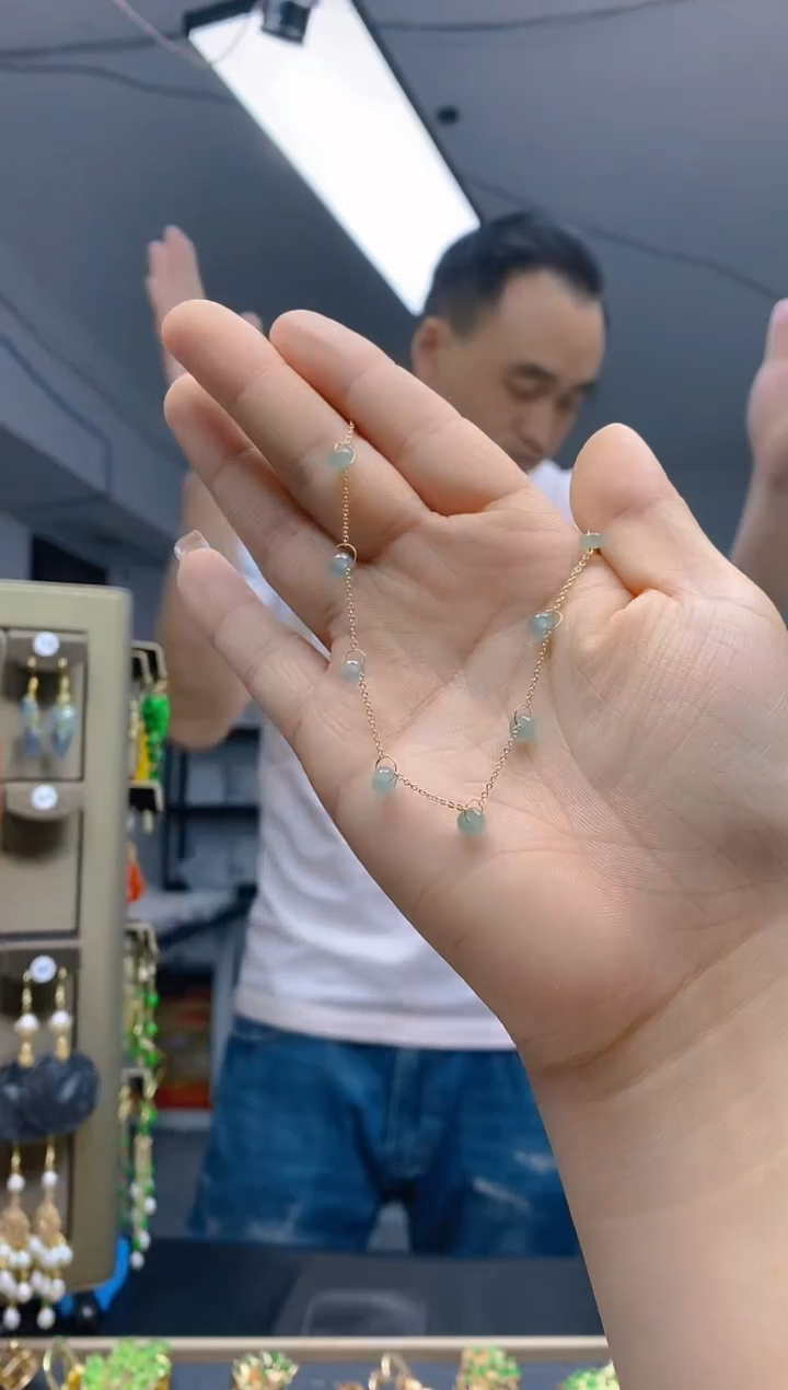 【闪购商品】翡翠耳饰合金195翡翠手链