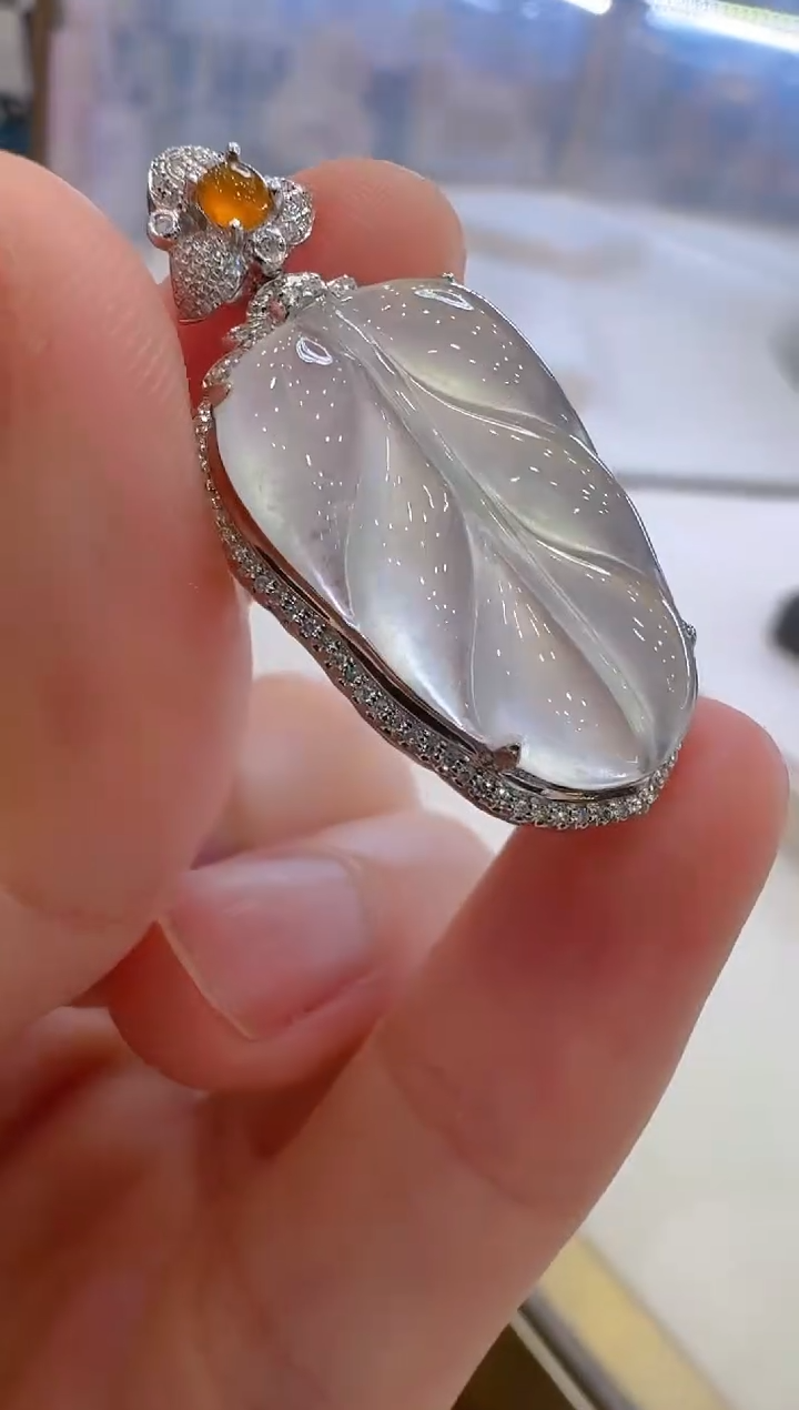 翡翠18K金镶嵌吊坠(不含链)多样性团购发一件