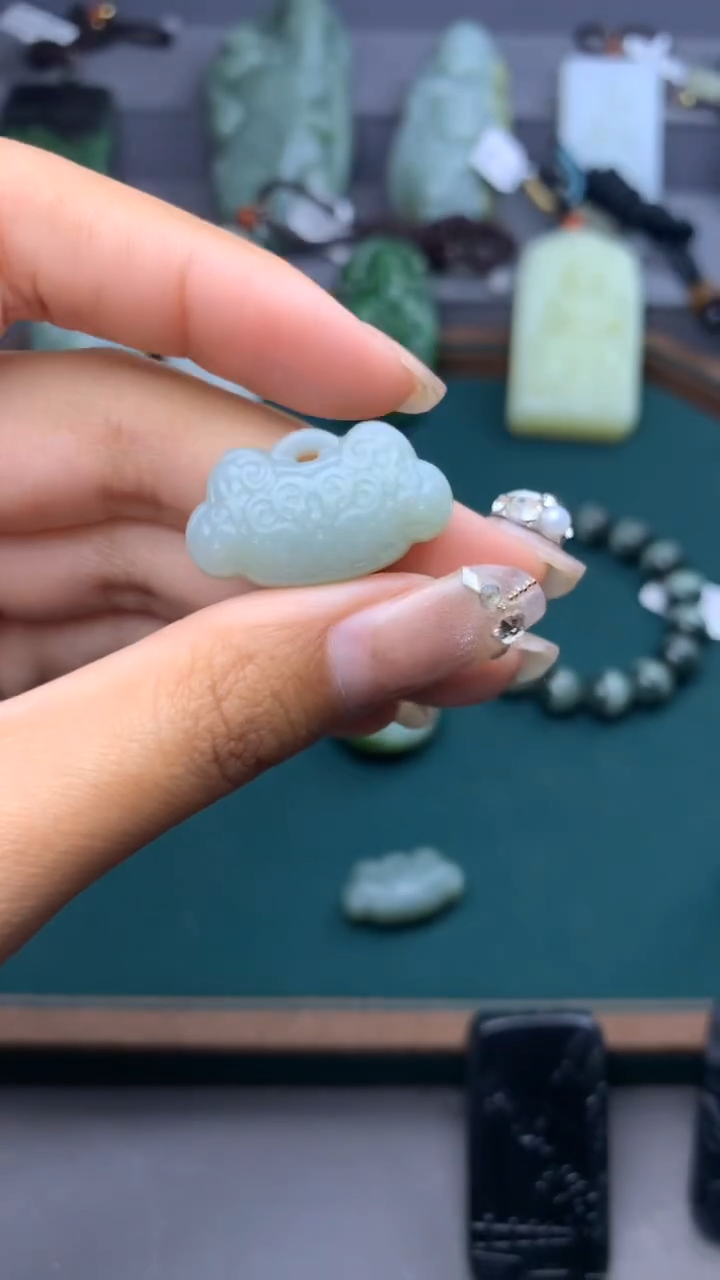 【闪购商品】和田玉吊坠(不含链)未镶嵌挂件拍一发一