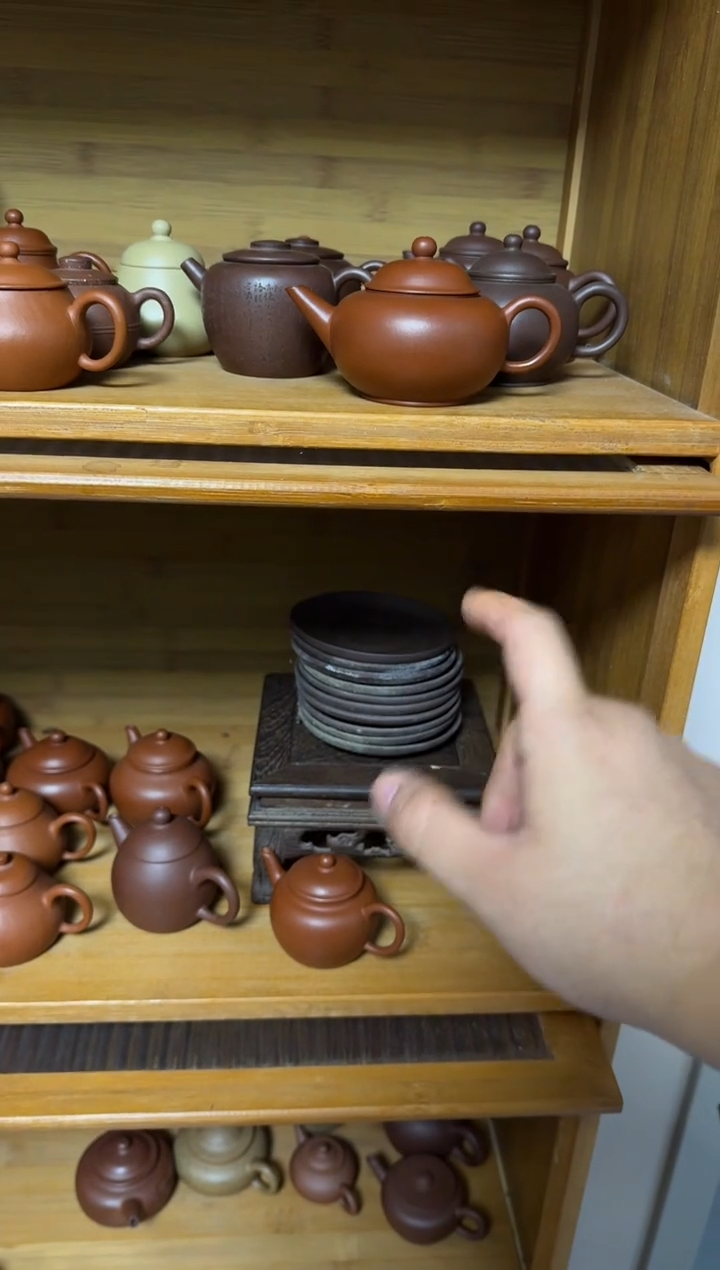 茶壶紫砂游****)紫砂盘子一个