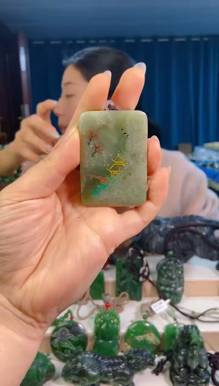 【闪购商品】和田玉未镶嵌挂件1