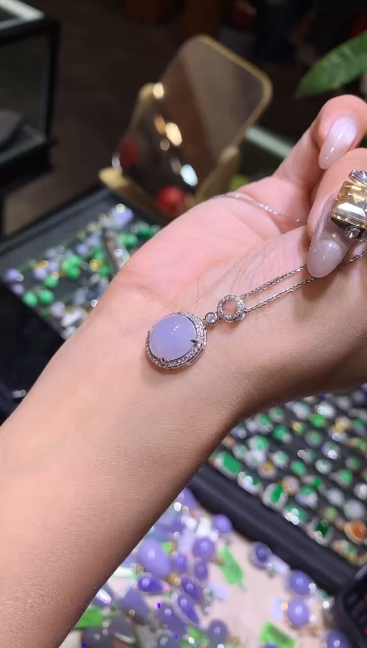 【闪购商品】翡翠吊坠(不含链)银S925镶嵌蛋面