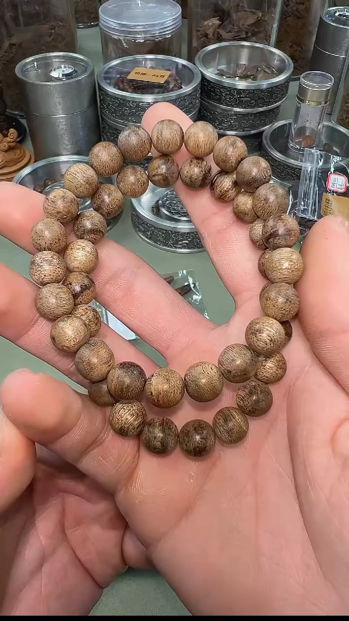 【闪购商品】沉香寮国糖结9mm单圈