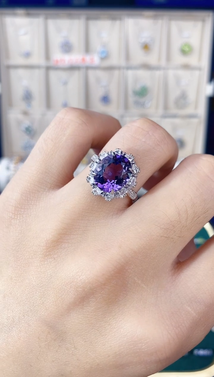 【闪购商品】紫晶戒指银S925镶嵌带证书