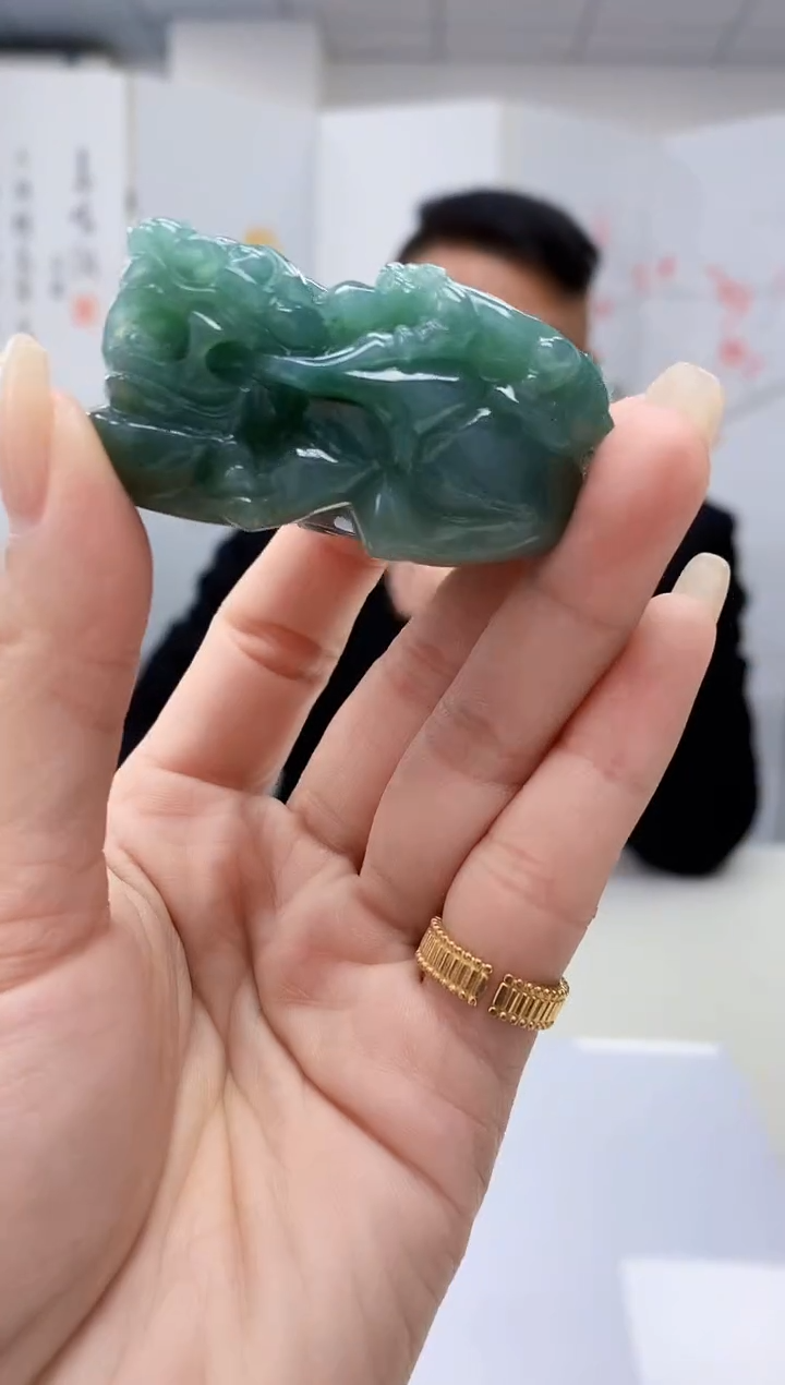 【闪购商品】定制翡翠未镶嵌4969lr-毛货挂件195
