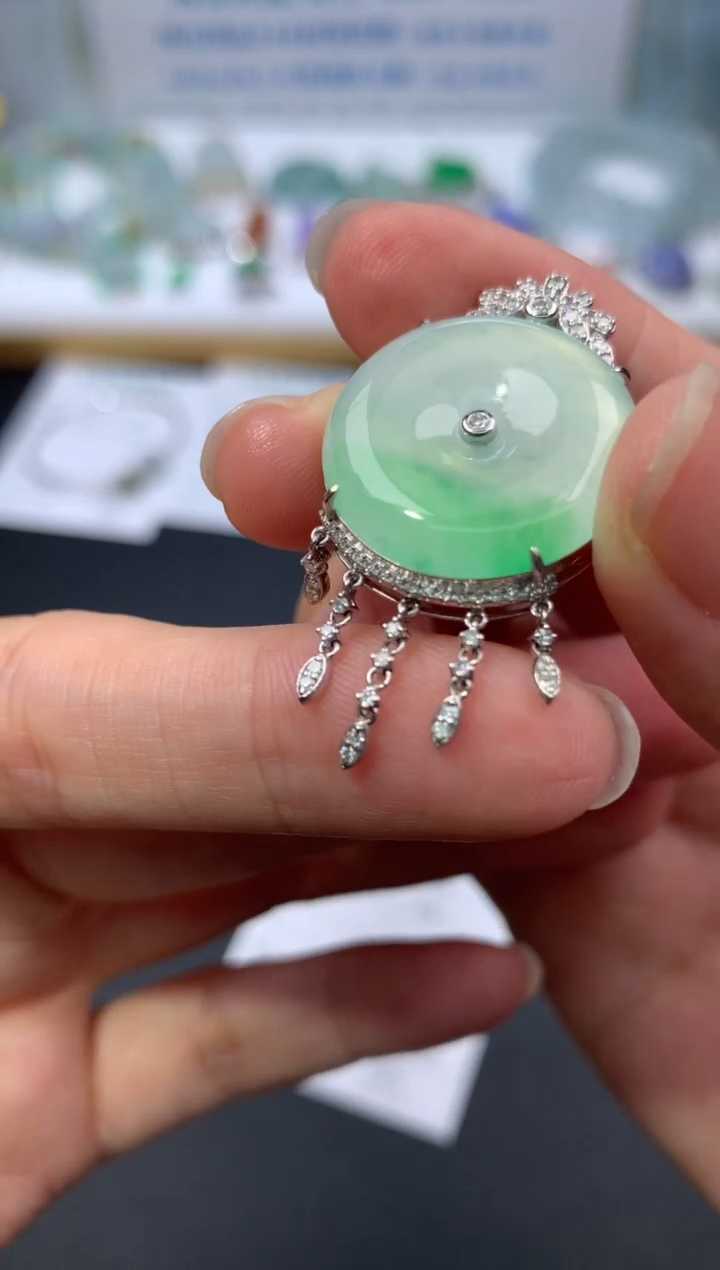 【闪购商品】定制翡翠18K金镶嵌模式推广期24小时鉴赏期