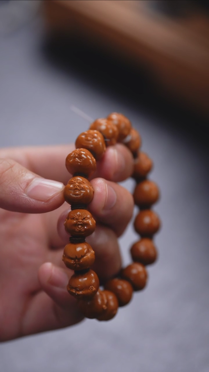 【闪购商品】橄榄核吊坠更厉害