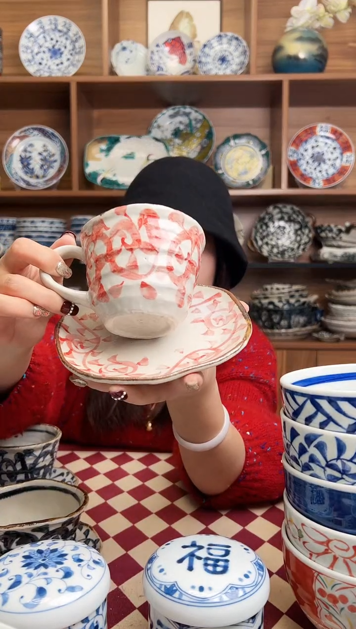 【闪购商品】瓷片章鱼唐草 咖啡杯碟套装（赤）