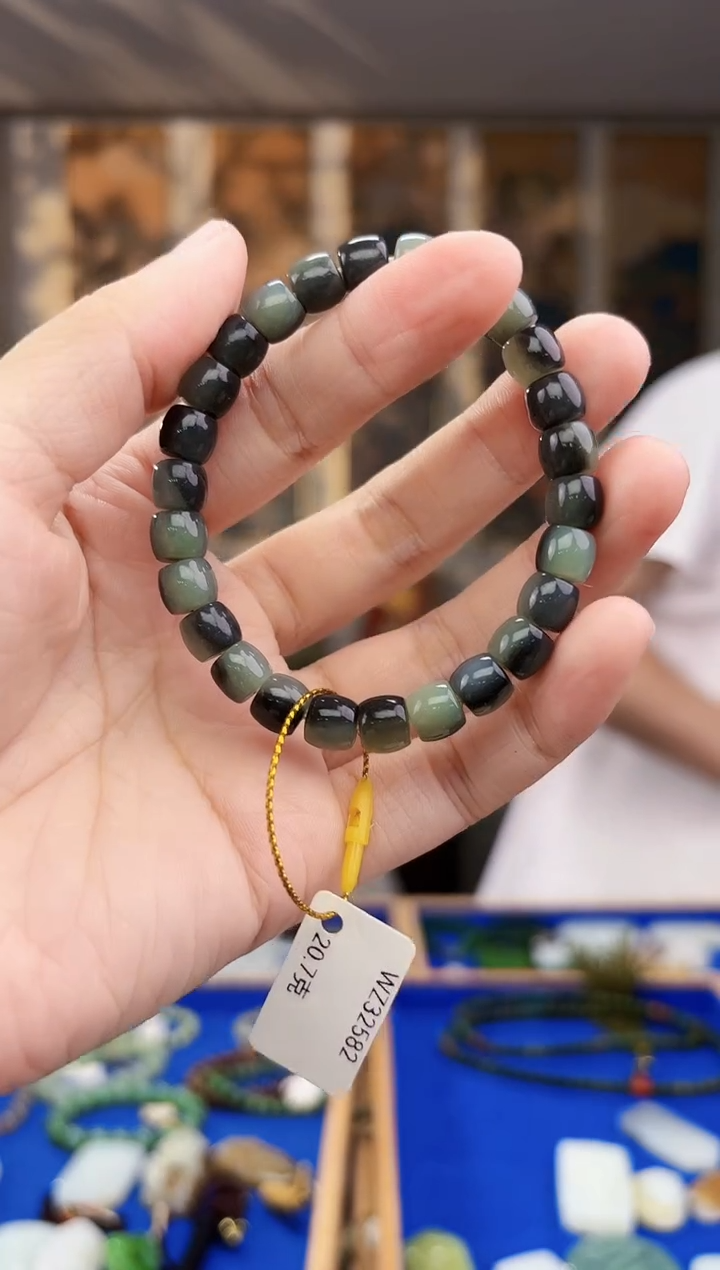 和田玉未镶嵌挂件拍一发一