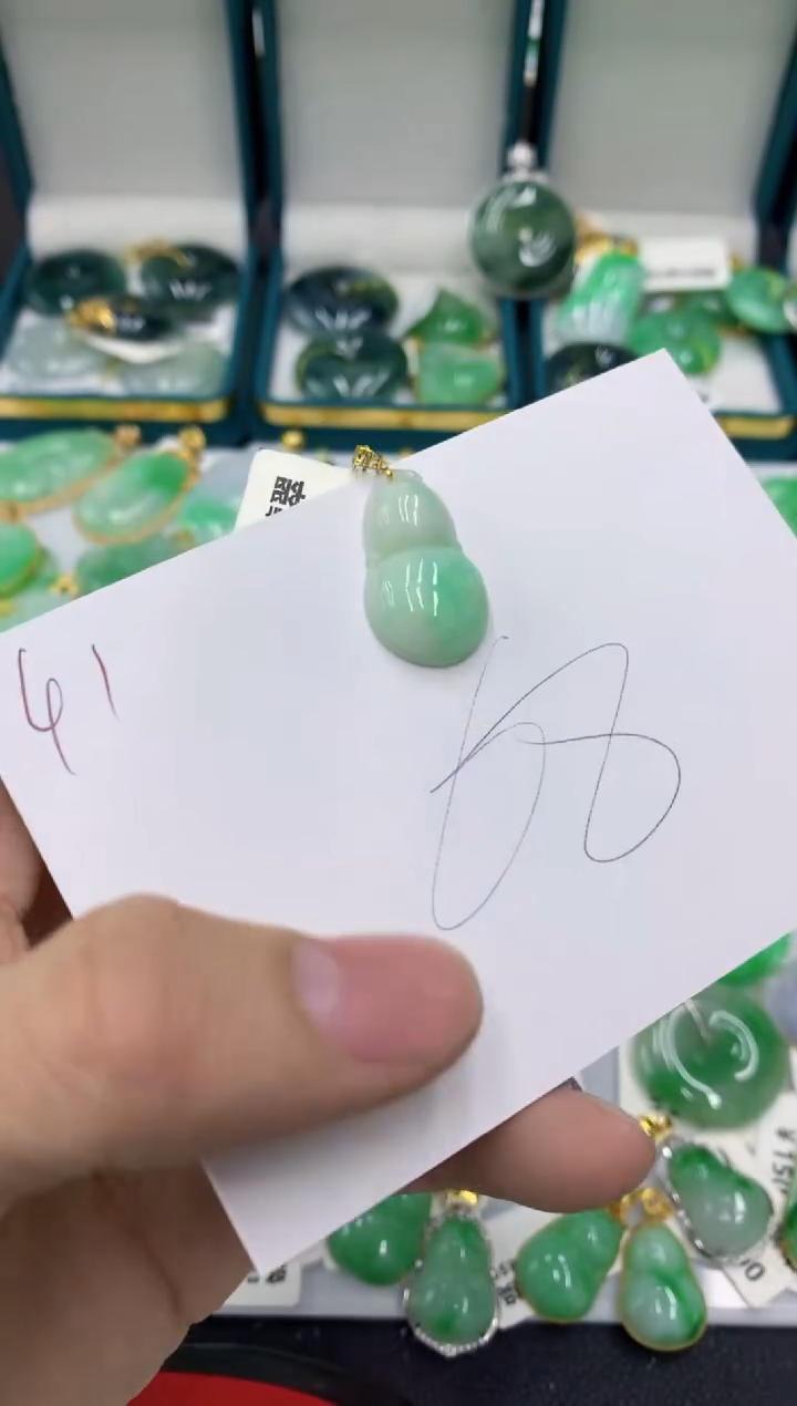 【闪购商品】翡翠颈饰18K金镶嵌11111111111