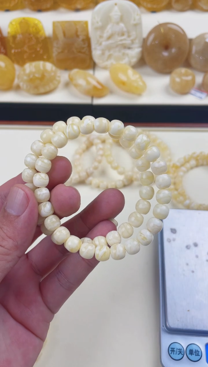 裸石蜜蜡未镶嵌8.5多样性发其中一件