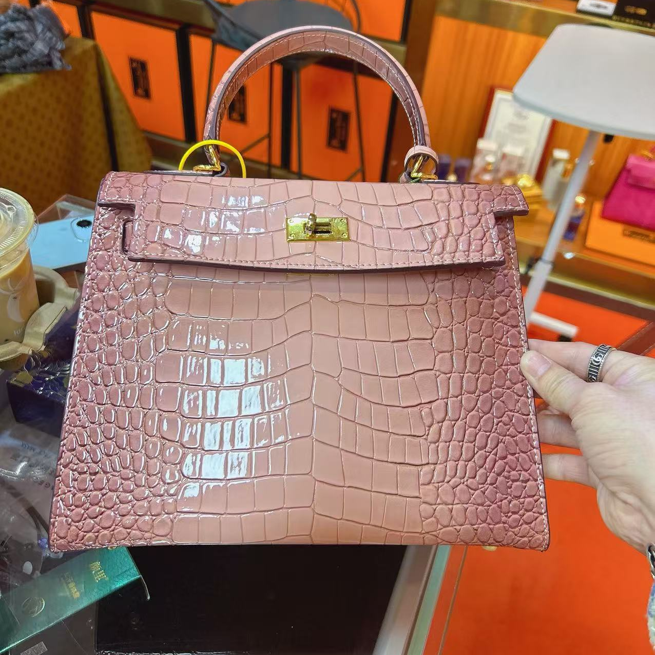 【文总在广州】新款高级感手提单肩斜挎女包