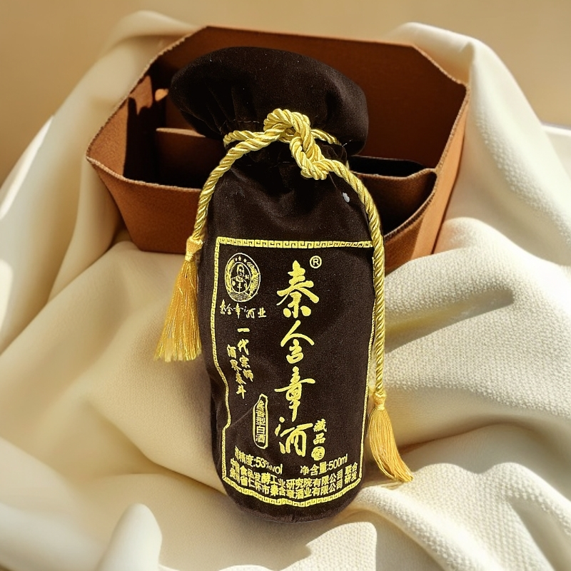 秦含章藏品酱香型白酒一代宗师53度500m'l