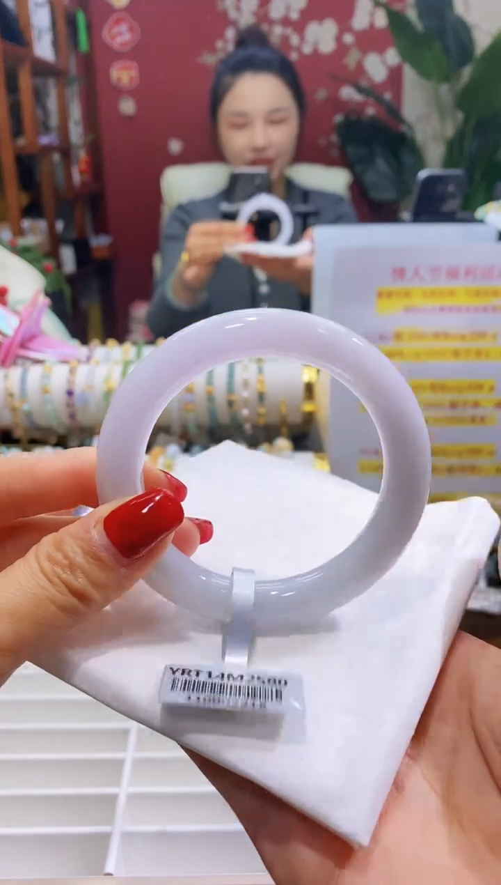 【闪购商品】翡翠手镯（圆镯）未镶嵌84胖圆5758/10.5*10.6