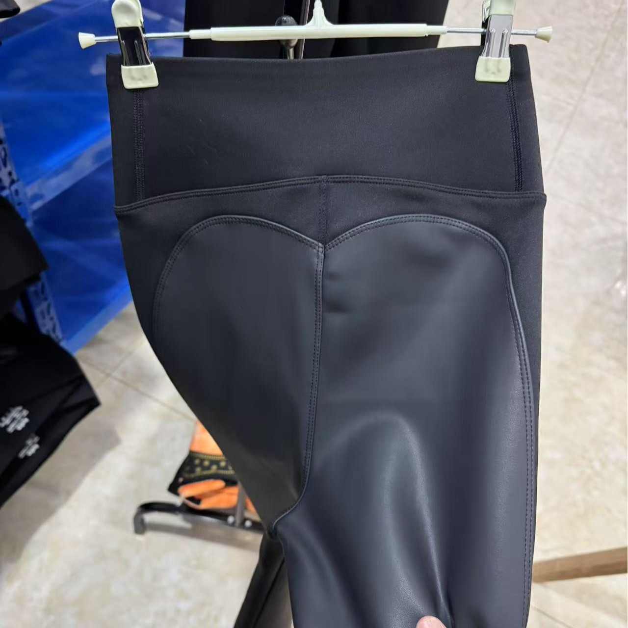 【kaka皮裤喇叭裤】微瑕外穿芭比裤