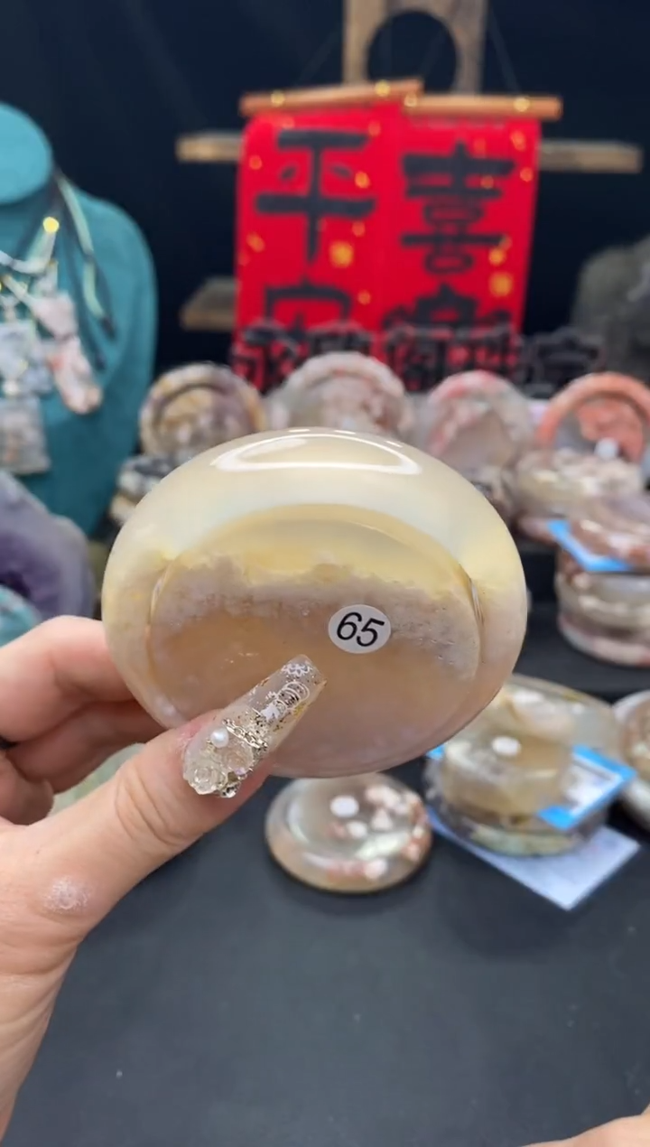 【闪购商品】石英质玉手镯（圆镯）未镶嵌56